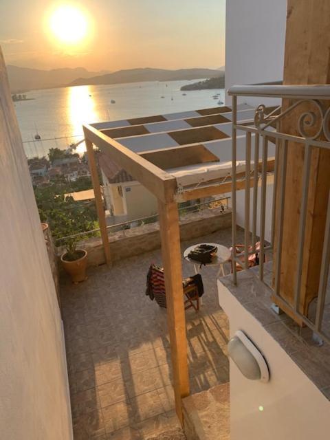 Veranda Blue - Poros