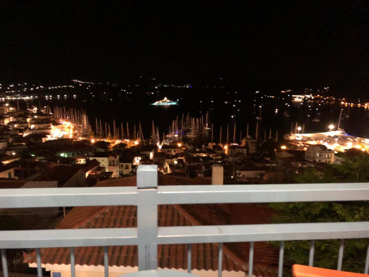 Veranda Blue - Poros